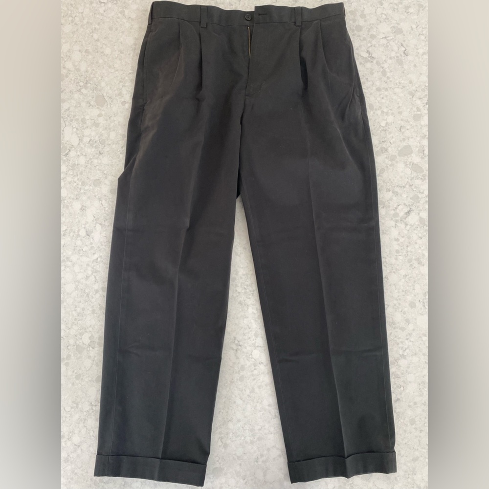 BROOKS BROTHERS men’s khaki pants